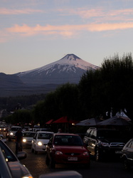 Villarrica-Vulkan im Abendlicht
