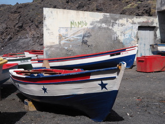 Fischerboote in Ponta de Salinas