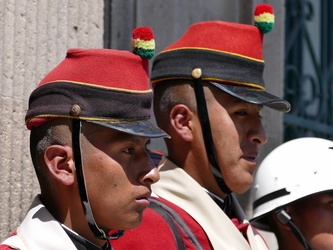 Wachen am Palacio de Gobierno