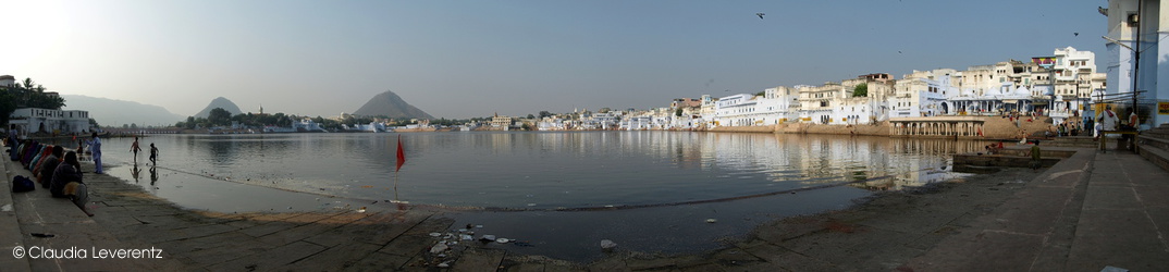 Panoramablick über den Jayeshta-Pushkar-See