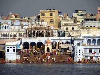 Hauptghat am Jayeshta-Pushkar-See