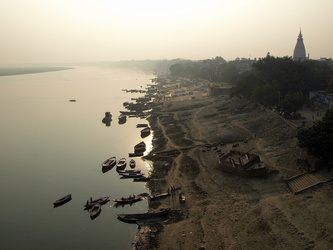Blick auf den Ganges bei Varanasi