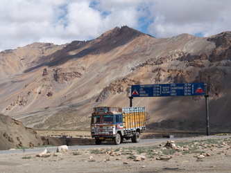 Typisch indischer Lastwagen