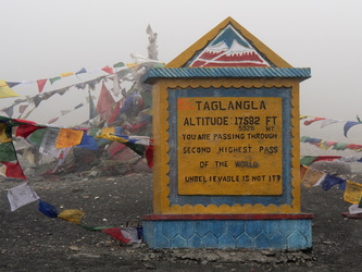 Taglangla-Pass - 17582 Fuß bzw. 5328 Meter über dem Meeresspiegel