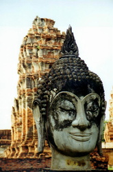 Kunstvoller Buddha-Kopf