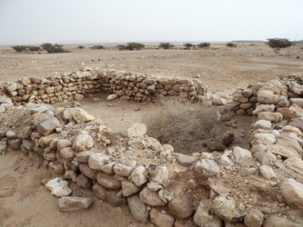 Archäologische Stätte in der Landschaft