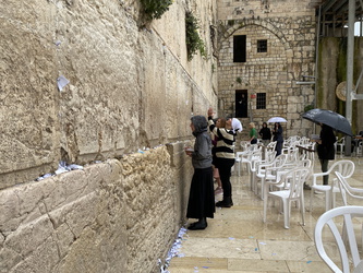 Frauen beim Gebet an der Westmauer/Klagemauer