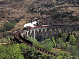 Glenfinnan - Grenfinnan Viadukt - Jacobite Steam Train