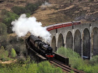 Glenfinnan - Grenfinnan Viadukt - Jacobite Steam Train