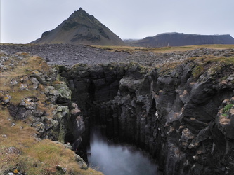 Arnarstapi - Blick von der Steinbrücke