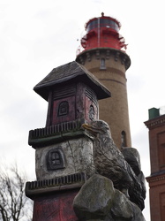 Rügen - Kap Arkona - Skulptur vor Leuchtturm