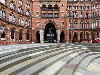 St. Pancras International