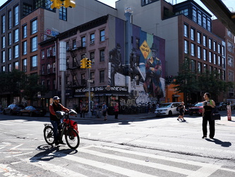 12th Street - Run DMC Mural von Kobra